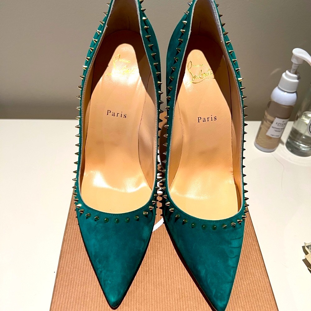 Christian Louboutin Velour Green Heels 41